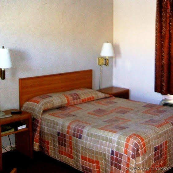Budget Inn Horseheads Habitación foto